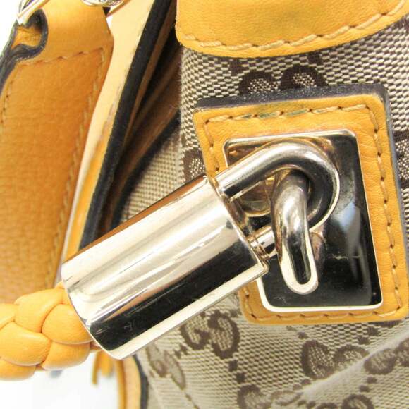 GUCCI Cream Leather Shoulder Bag - Picture 11 of 16